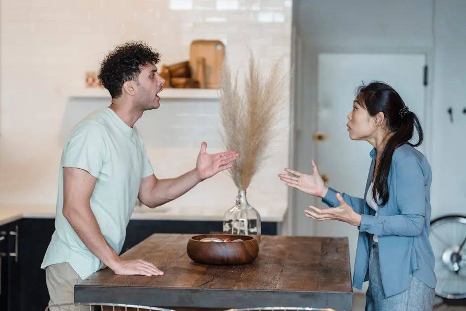 妻子拿钱她弟失败投资，还想过户房子！离婚后想复婚，我说有女友