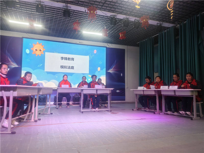 家长如何应对孩子半夜偷玩手机的问题