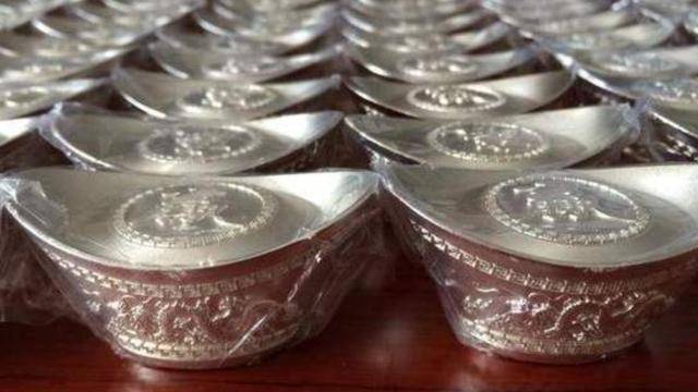 为什么说白银是很尴尬的货币？美国又是如何利用白银沉重打击我国的
