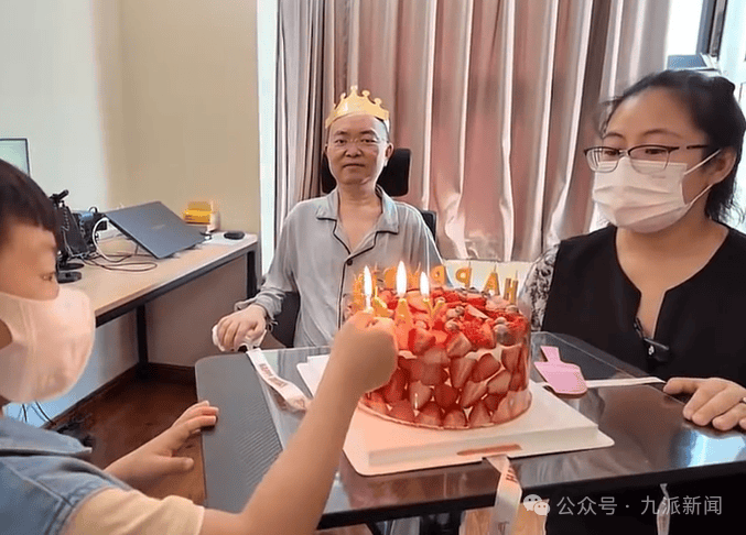 47岁蔡磊与渐冻症抗争6年，妻儿为其庆生！刚刚获评全国自强模范